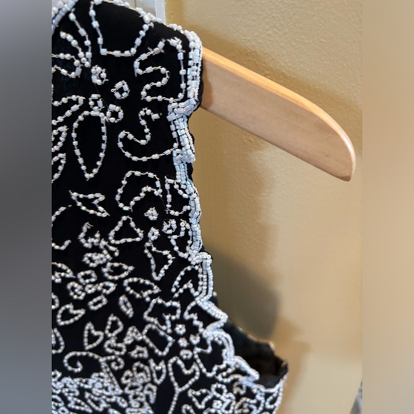 J Kara New York Black and White Embellished Women's Top, PXL - Picture 3 of 5